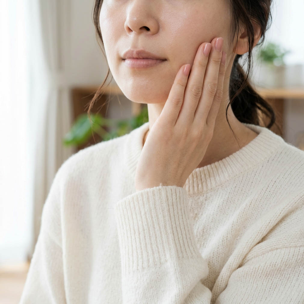 ゆらぎ肌を気にする女性